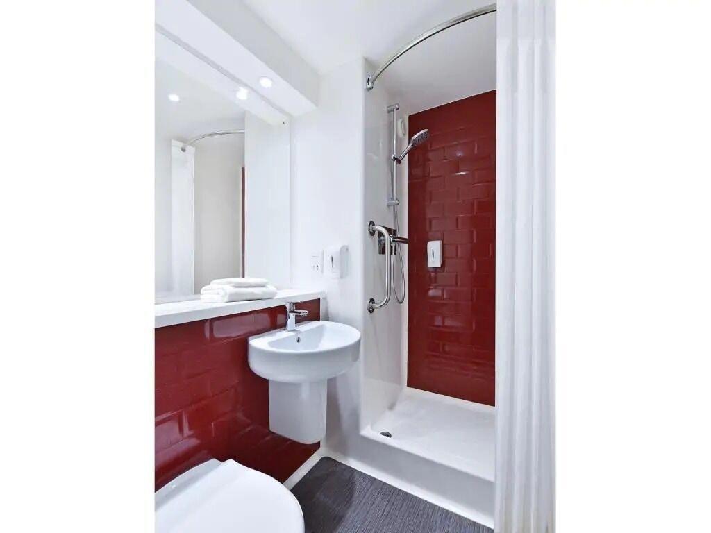 Travelodge London Docklands Екстер'єр фото