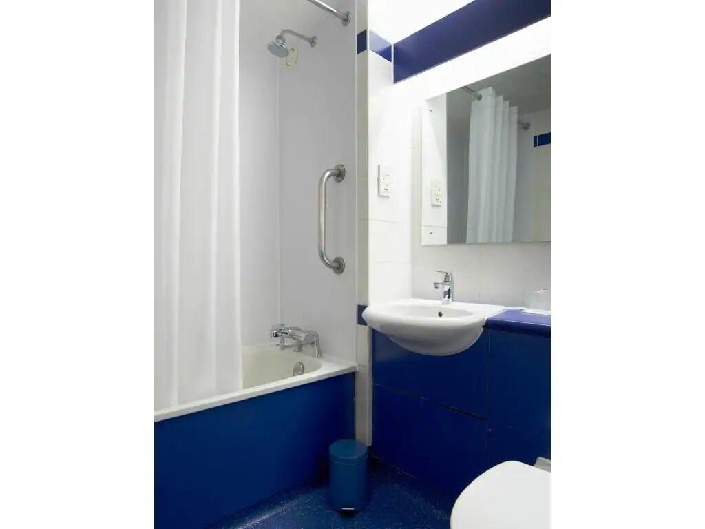 Travelodge London Docklands Екстер'єр фото