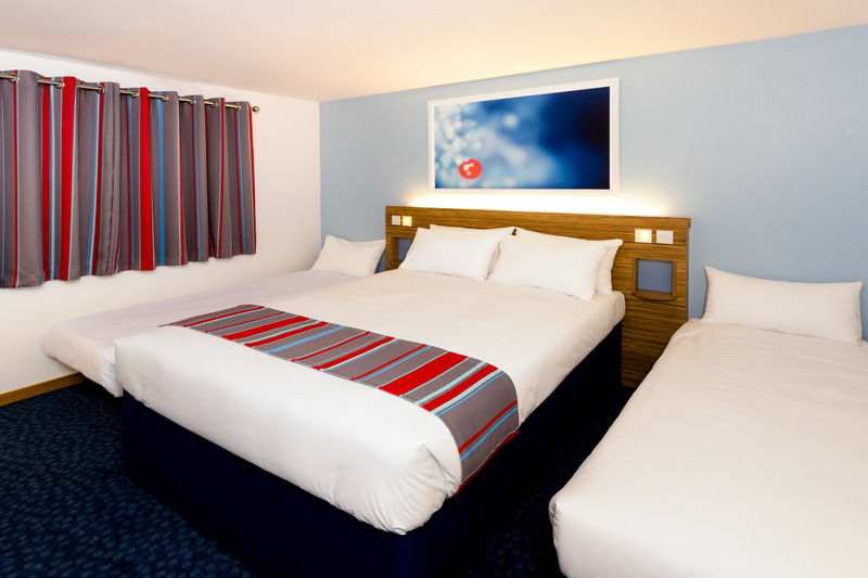 Travelodge London Docklands Екстер'єр фото