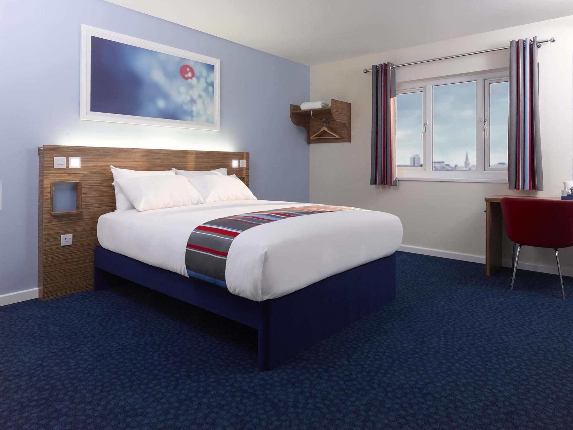 Travelodge London Docklands Екстер'єр фото